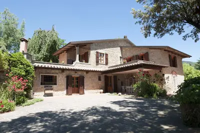 Superbe villa avec piscine dans la campagne toscane entre Arezzo et Florence