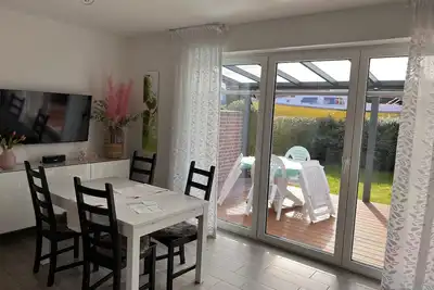 Image de Appartement de luxe sur la cĂ´te de la mer du Nord, sauna, terrasse, jardin, endroit calme, WiFi