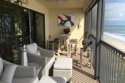 Image de Oceanfront-Spectacular-nouvellement meublé et magnifique - Ambiance côté surf