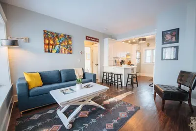 Image de Suite Arbor - Confort moderne au cœur du centre-ville de Sturgeon Bay
