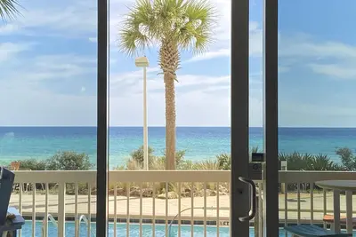 Image de Calypso First Fl Perfection! Rare Parking Beachside Vip! Setups Beachchair Gratuit!