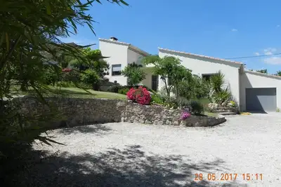 Image de Aix-en-Provence, Pays d'Aix, Paca, Villa spacieuse sur grand jardin proche d'Aix