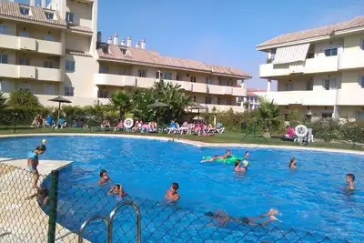 Image de Appart moderne à Manilva (Andalousie): 5 pers / piscines/ 300m plage/1km montagn