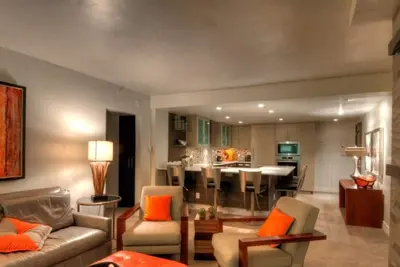 Image de Condo de luxe 2b / 2b dans le village de Vail avec des vues incroyables!