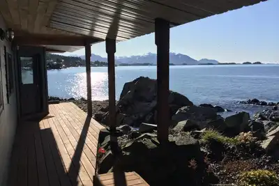 Image de Raven's Roost Lower - appartement en front de mer à deux pas de l'océan