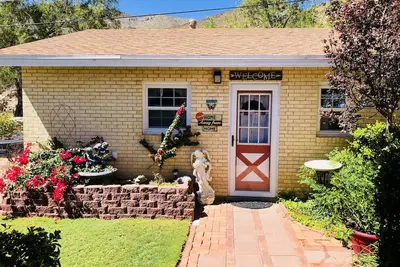 Image de Propriété récemment rénovée dans quartier exclusif! Petit bijou caché