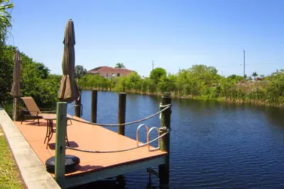 Image de Villa Papaya, Front de mer, piscine, quartier calme, nouvellement meublé, Dock 4/2