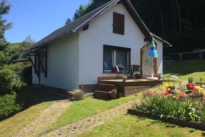 Image de Cottage dans la belle Erbstromtal aux pieds de la forêt de Thuringe et Rennsteig