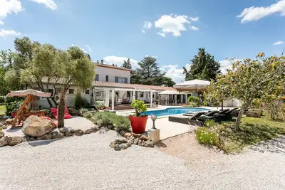 Image de Last Minute Deal Villa CLIMATISÉE Pres De La Mer