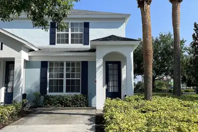 Image de WindsorHills - Disney-3 lits / 3 salles de bain - Vue sur le lac / unité d'extrémité - Nouvelle climatisation, électroménagers et plus