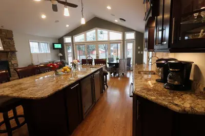 Image de Superbe maison d'Annapolis! Disponible 2020 Usna Commisioning Week!