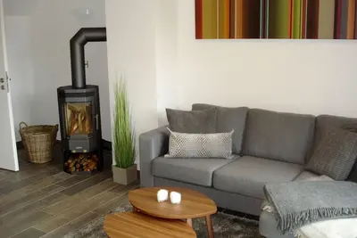 Nouvelle maison de vacances avec une vue imprenable à Gothensee, directement par les bois,