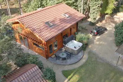 Image de ⭐️⭐️⭐️⭐️ - Chalet Avec Jacuzzi Extérieur