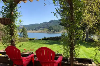 Image de Triangle Lake View Home