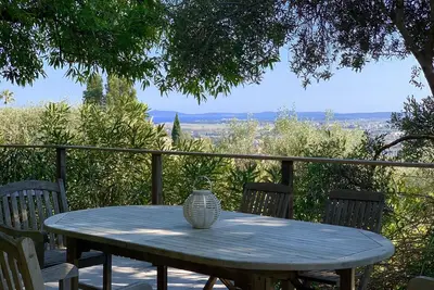 Image de Appartement indépendant avec terrasse et jardin vue mer panoramique