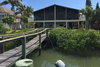 Image de Direct Waterfront House