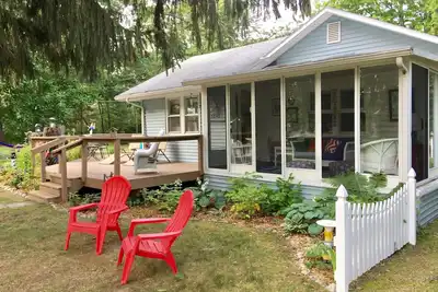 Port Huron - mot de code pour Bonheur! Sandy Feet Cottage, à quelques pas du lac Huron