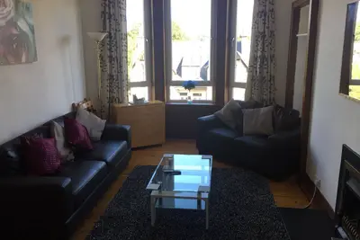 Image de Great Location 2 Bedroom Scotstoun Flat