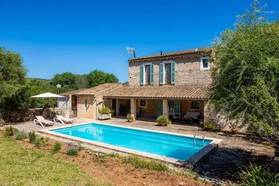 Image de Idéal familles Cottage, Wifi, piscine privée, à quelques kilomètres de la plage