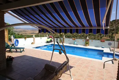 Image de Pays Finca avec piscine privée, air conditionné et toutes les commodités.