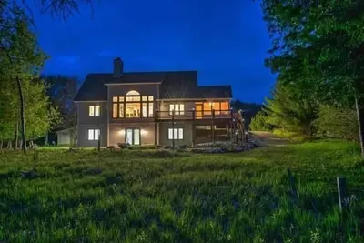 Image de Luxe Luxury Clam / Torch Lakefront! Quai de bateau / kayaks / FirePit / barbecue Ă gaz, / Wifi