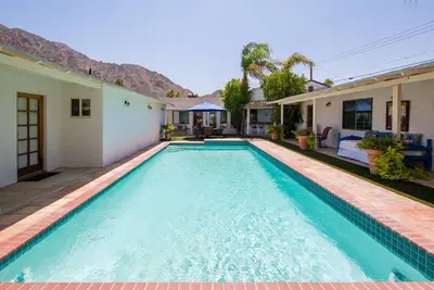 Image de Belle hacienda avec piscine et vue sur la montagne