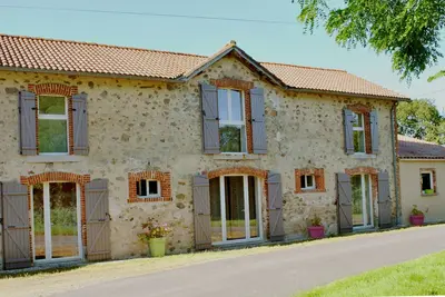 Image de Gîte avec Jacuzzi à la campagne et à 15 kms de l'océan