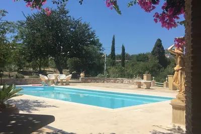 Image de Des vacances paradisiaques en harmonie avec le soleil et la nature