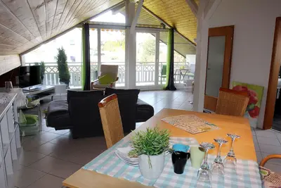Image de Moderne et spacieux appartement mansardé dans Abtsteinach im Odenwald