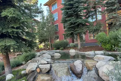 Image de Magnifique condo Mammoth Village de 2 chambres à Grand Sierra Lodge