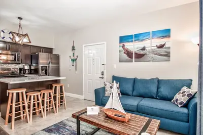 Image de Condo entièrement rénové à Avalon Clearwater