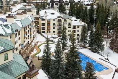 Image de 5 étoiles Ski In / Out Charter Beaver Creek 2 Bdm Mtn Views Gym Pools Hot Tubs Spa