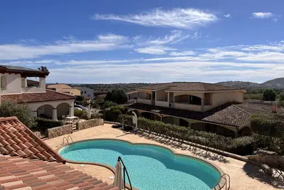 Image de Residenza Limpiddu avec piscine - Recent, tout confort - Mer Ă 1, 2 Km