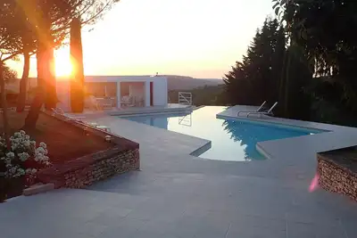 Image de Exceptionnel petit paradis, parc piscine privés, proche Rocamadour, Sarlat. . .