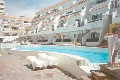 Image de Appartement à 10 minutes à pied de la plage