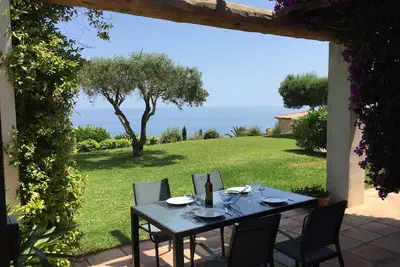 Magnifique Vue Sur Mer; Grand appartement de 90 m2.