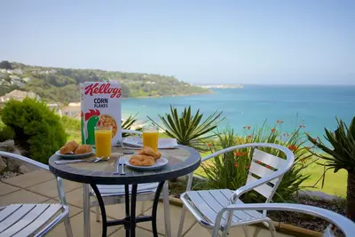 Image de Beautiful apartment with stunning sea views