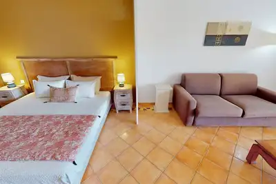 Image de studio moderne vue mer orient bay Ă 50m de la plage