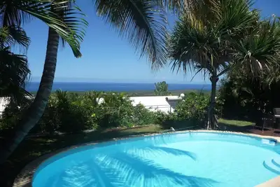 Image de top hôte Villa de charme avec piscine et vue mer à L’Étang Salé Réunion