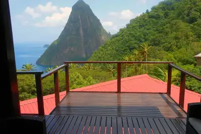 Image de Villa élégante Situé sur le Gros Piton, site du patrimoine mondial