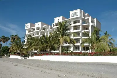 Image de Seulement Beach True Front Condo Real La Paz! Plein Sunset View, 2 piscines, Pool Bar