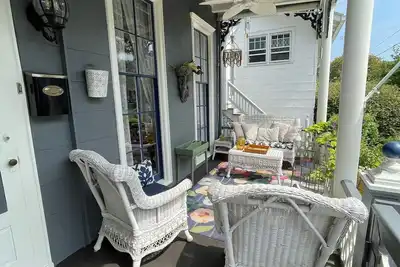Image de 1. 5 blk plage / centre commercial, parking, badges de plage, A / C, Wifi!