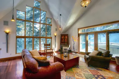 Image de Luxury Mountain Home Less Than A Half Mile Walk To Sundance Resort
