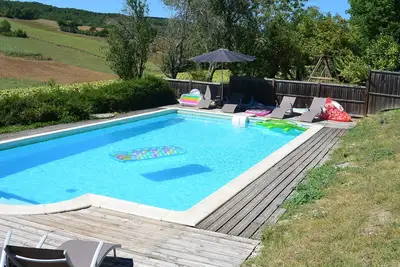 Image de conversion de grange fantastique près de Cordes sur Ciel avec 4 chambres et piscine