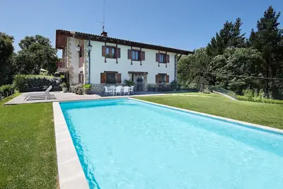 Image de Maison de ville avec piscine / vue sur la baie de Txingudi / Fontarrabie