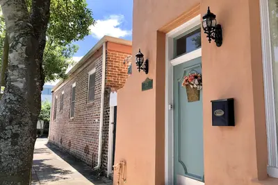 Image de Maison De La Royal! Penthouse! 7 pâtés de maisons du quartier français