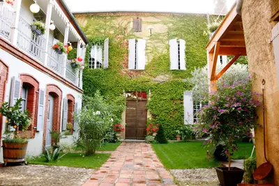 Image de La Villa Hadrien, le calme dans une villa de charme Ă Plaisance du Gers
