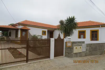 Image de Grandma's House, avec piscine privée et plage à 1km, jusqu'à 5 personnes, animaux bienvenus