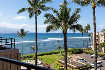 Image de Économies d'été à Maui directement sur le salon climatisé * * Island Sands 500 *