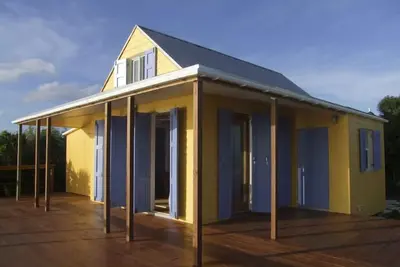 Bahamas Sea Cliff Cottage